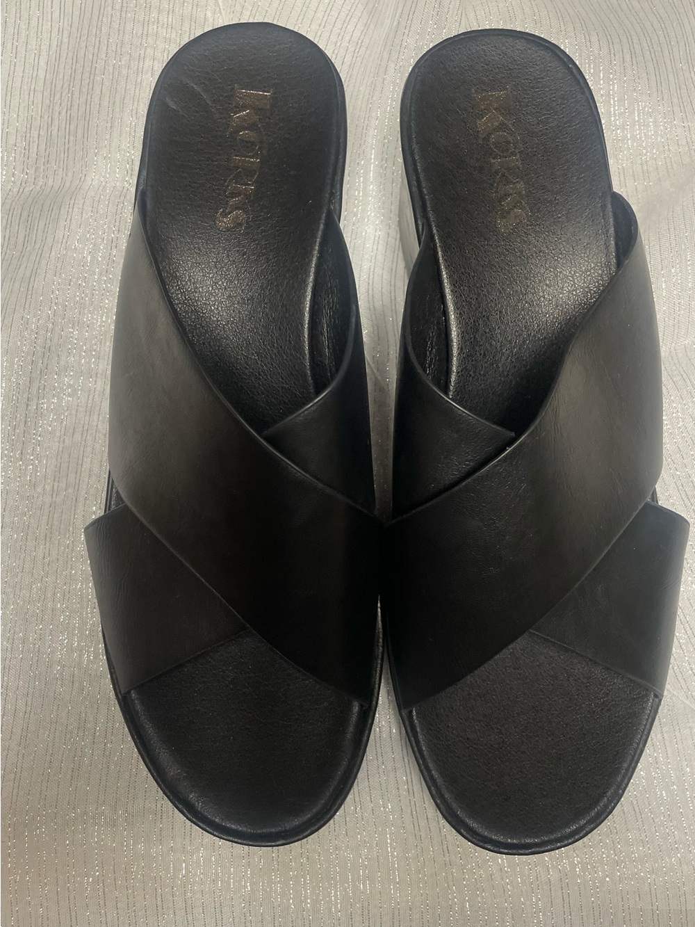 Korks Women’s Black Platform Slide Sandals - Picture 3 of 6